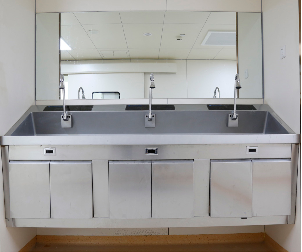 挂壁式医用刷手池